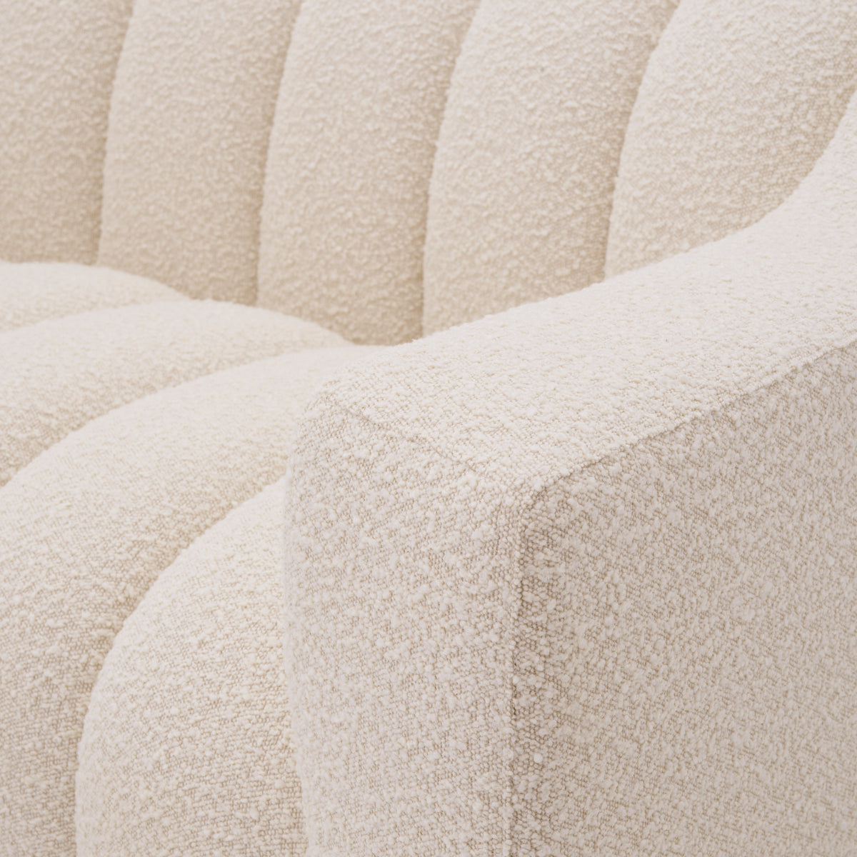 Sofa Kelly XS, bukle kremowe