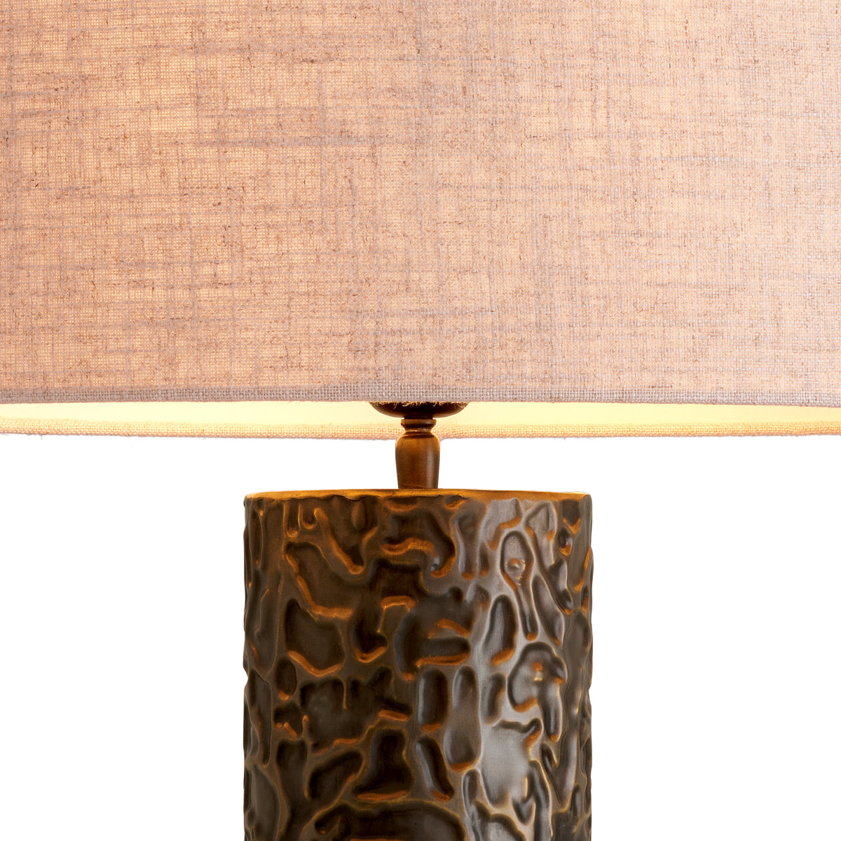 Lampa stołowa Belvoir, wykończenie brązowe z połyskiem, w zestawie klosz