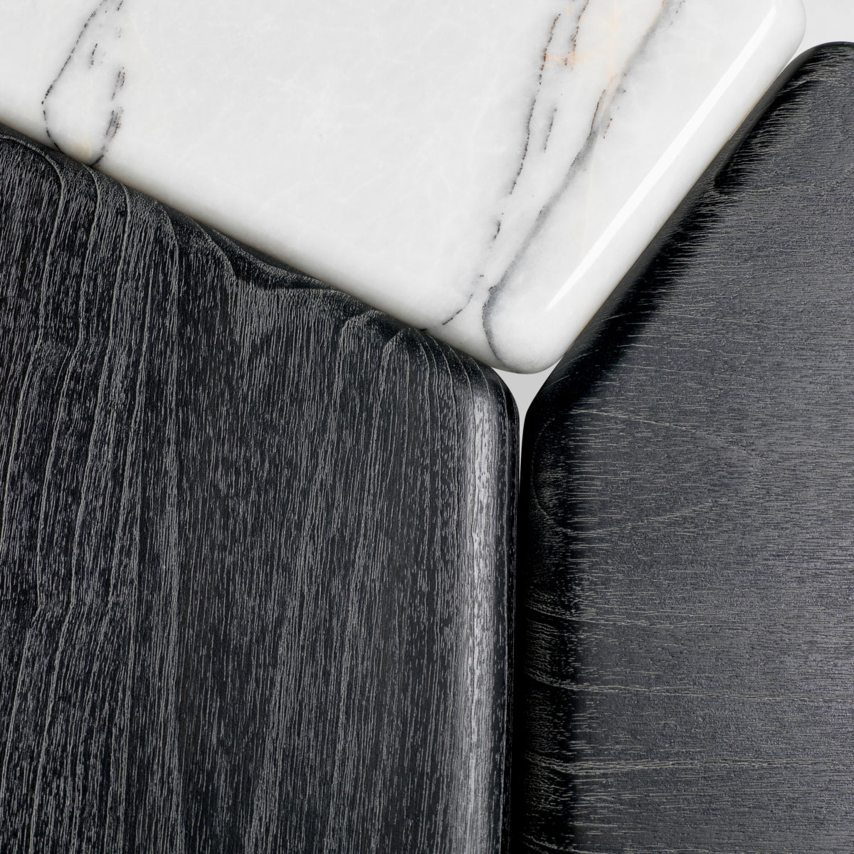 Stolik boczny Brinton, charcoal grey, lite drewno, biały marmur