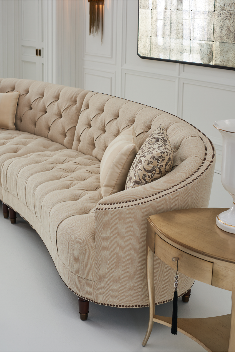 Sofa pikowana z ćwiekami – moduł LAF