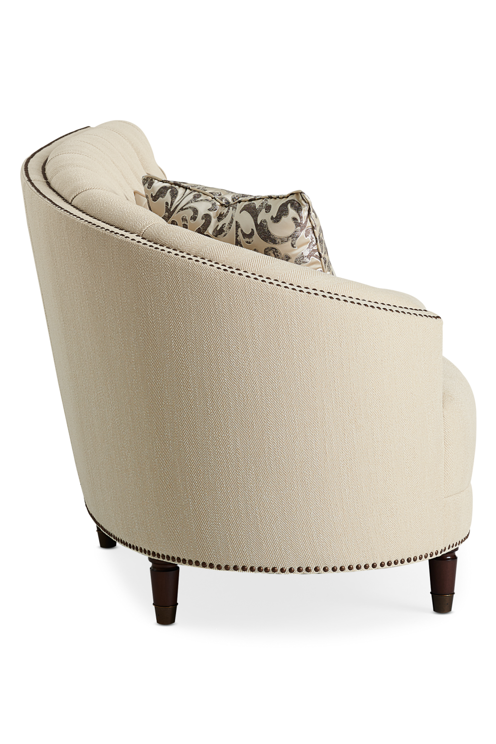 Sofa pikowana z ćwiekami