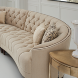 Sofa pikowana z ćwiekami