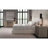 Białe, minimalistyczne łóżko typu queen-size | Caracole The Boutique | Caracole.eu.com