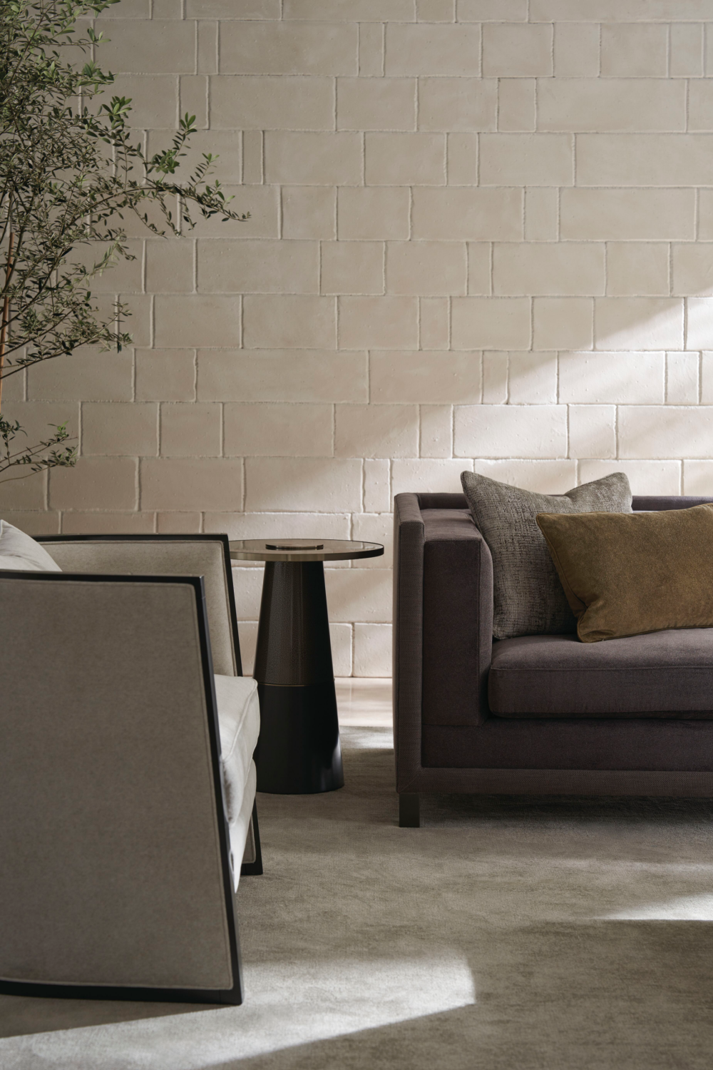 Sofa Tuxedo brązowa