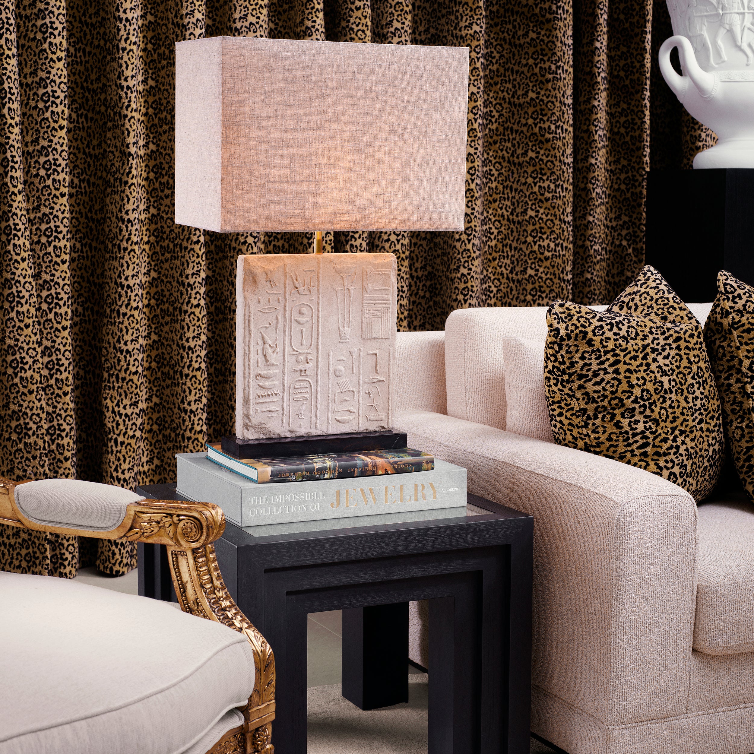 Sandstone | brushed brass finish