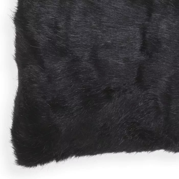 Eichholtz Alaska Cushion
